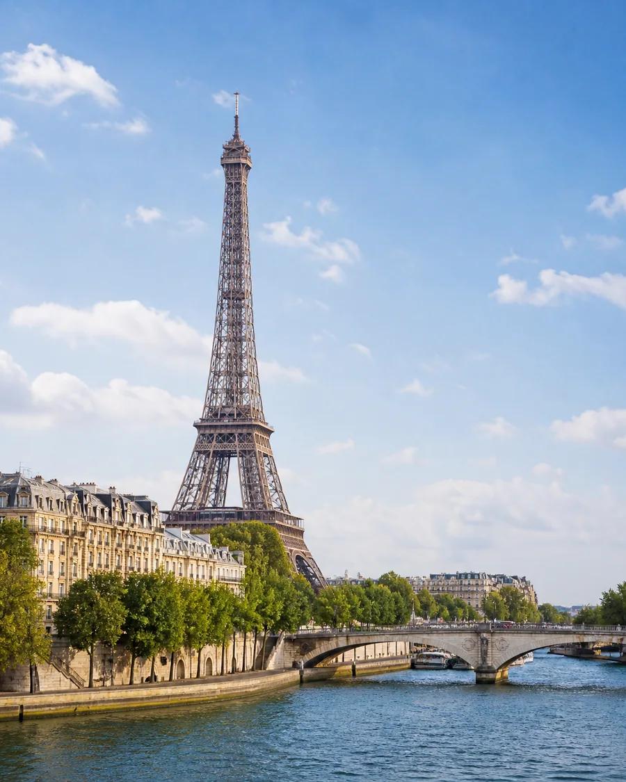 Viajero usando una eSIM Fylo para Francia